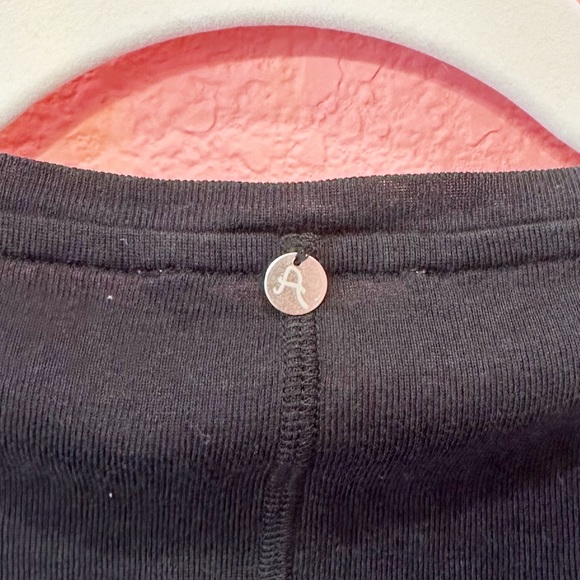 Alice + Olivia Air Crew Neck Tee Shirt XS - Picture 5 of 7